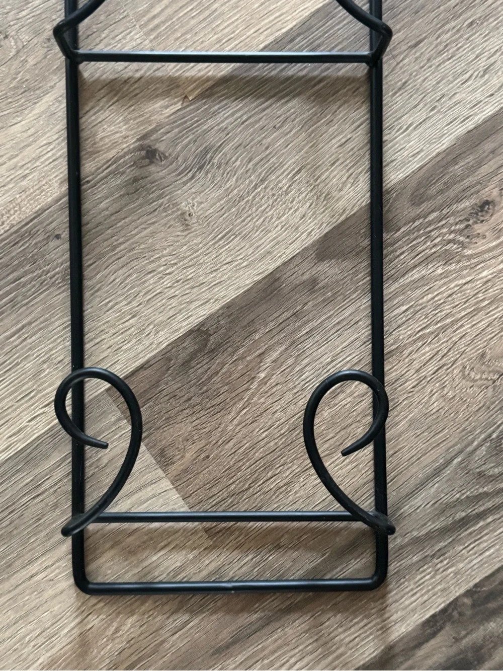 Wrought Iron 3 Plate Wall Rack